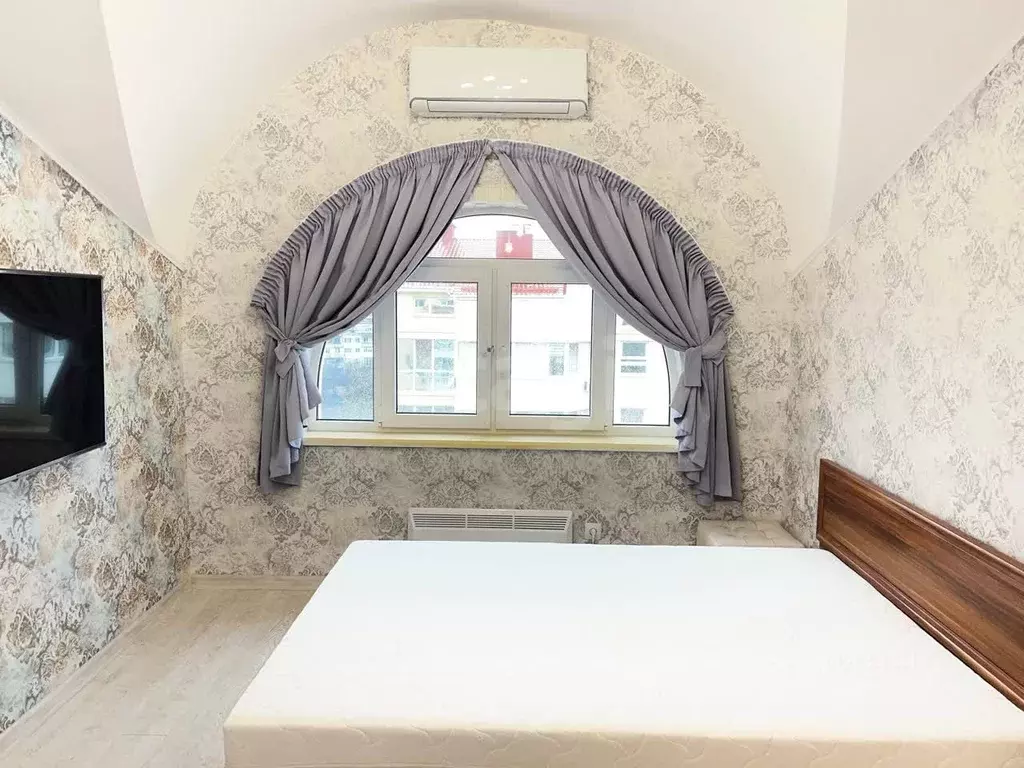 1-к кв. Крым, Симферополь ул. Железнодорожная (30.7 м) - Фото 1