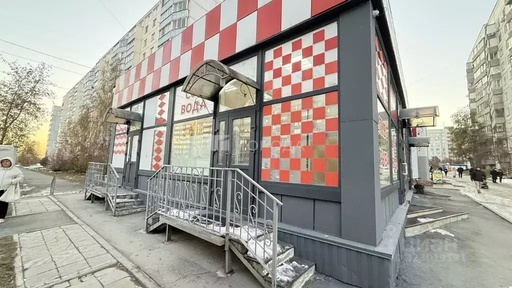 Торговая площадь в Новосибирская область, Новосибирск Родники мкр, ул. ... - Фото 2