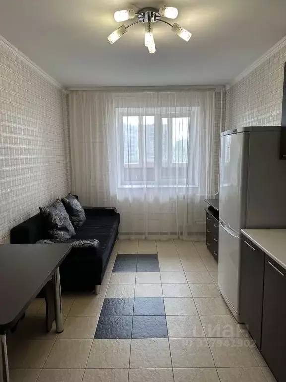 1-к кв. Тюменская область, Тюмень ул. Самарцева, 3 (40.0 м) - Фото 0