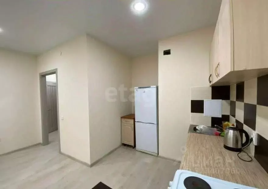 2-к кв. Тюменская область, Тюмень ул. Парада Победы, 9 (43.0 м) - Фото 1