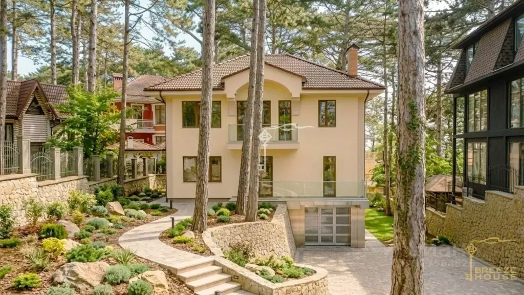 Дом в Крым, Ялта муниципальный округ, пос. Горное ул. Лесная, 21И (300 ... - Фото 0