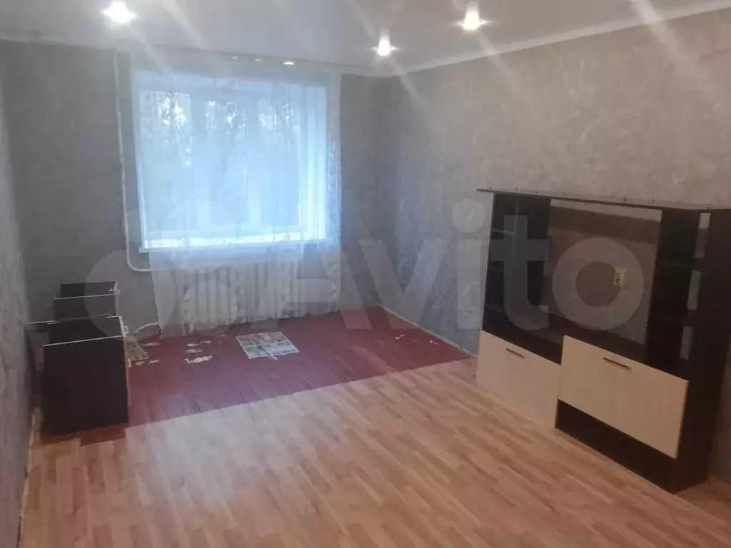 Комната 17,3 м в 4-к., 2/5 эт. - Фото 1