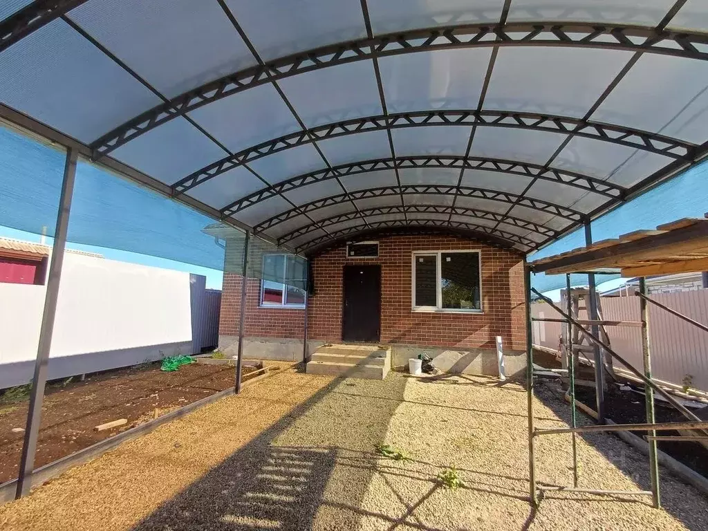 Дом в Краснодарский край, Динской район, Пластуновское с/пос, ... - Фото 1