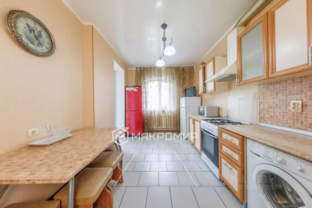 3-к кв. Брянская область, Брянск ул. Крахмалева, 39 (87.9 м) - Фото 1
