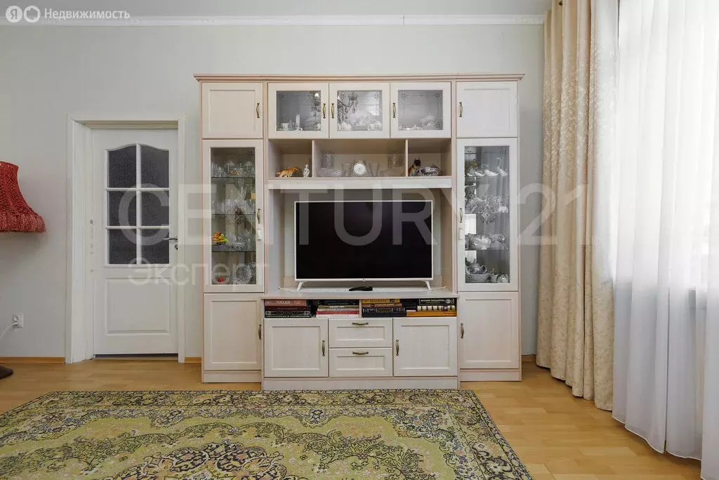 2-комнатная квартира: Калининград, Красная улица, 15 (51 м) - Фото 1