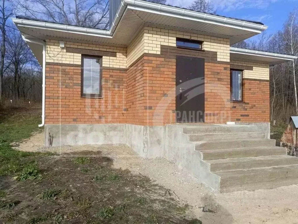 Дом в Воронежская область, Верхнехавский район, с. Углянец Лесная ул., ... - Фото 1