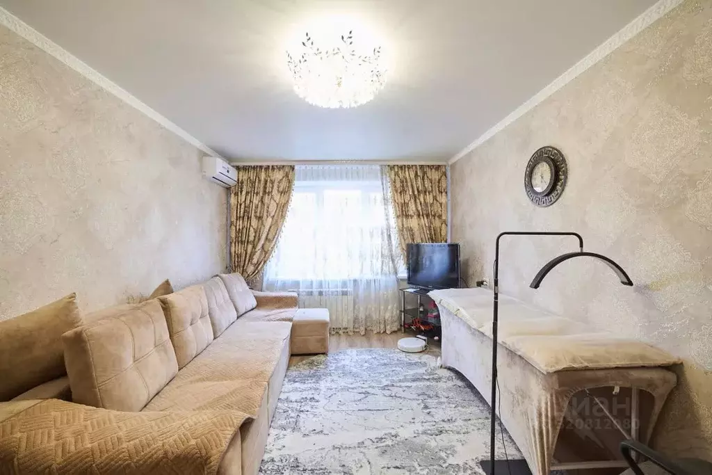 3-к кв. Башкортостан, Стерлитамак Солнечный мкр, ул. Караная Муратова, ... - Фото 0