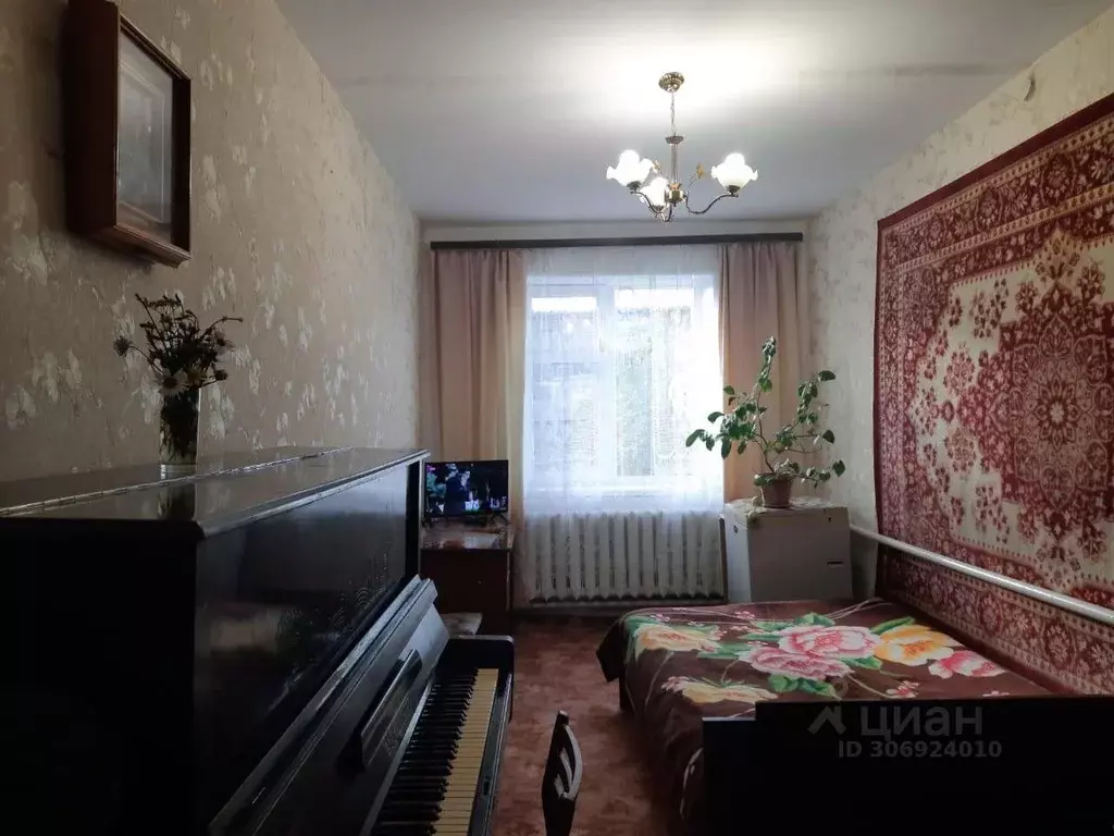 Дом в Челябинская область, Верхнеуральск ул. Победы, 31 (90 м) - Фото 0