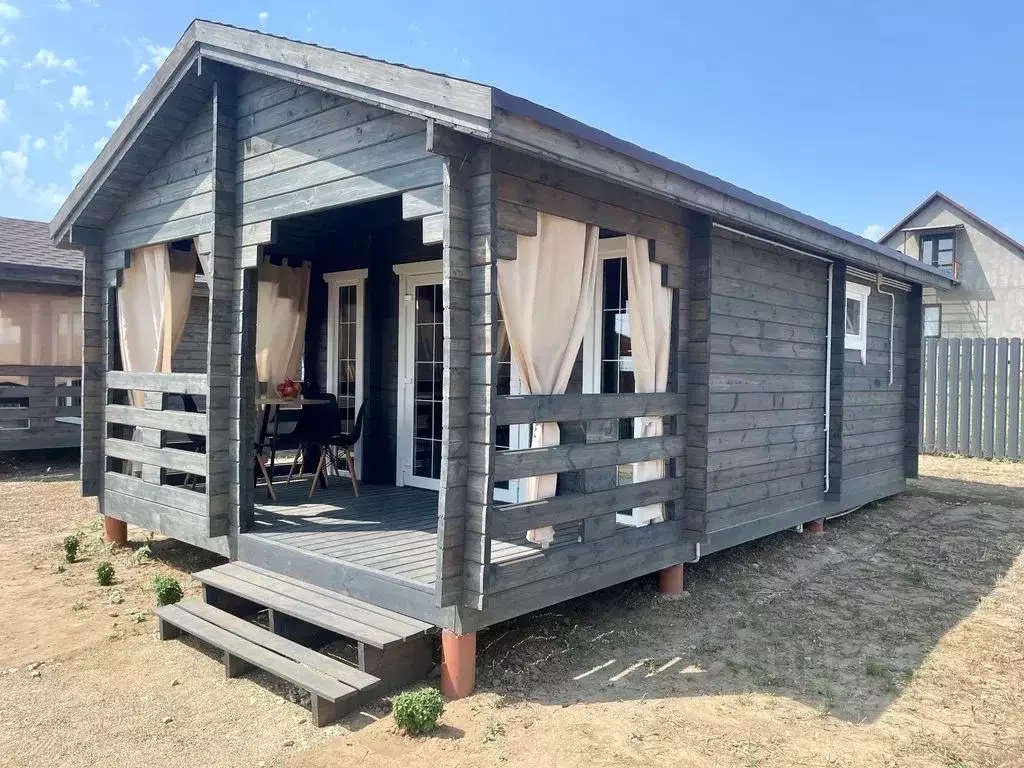 Дом в Краснодарский край, Темрюкский район, Ахтанизовское с/пос, пос. ... - Фото 1