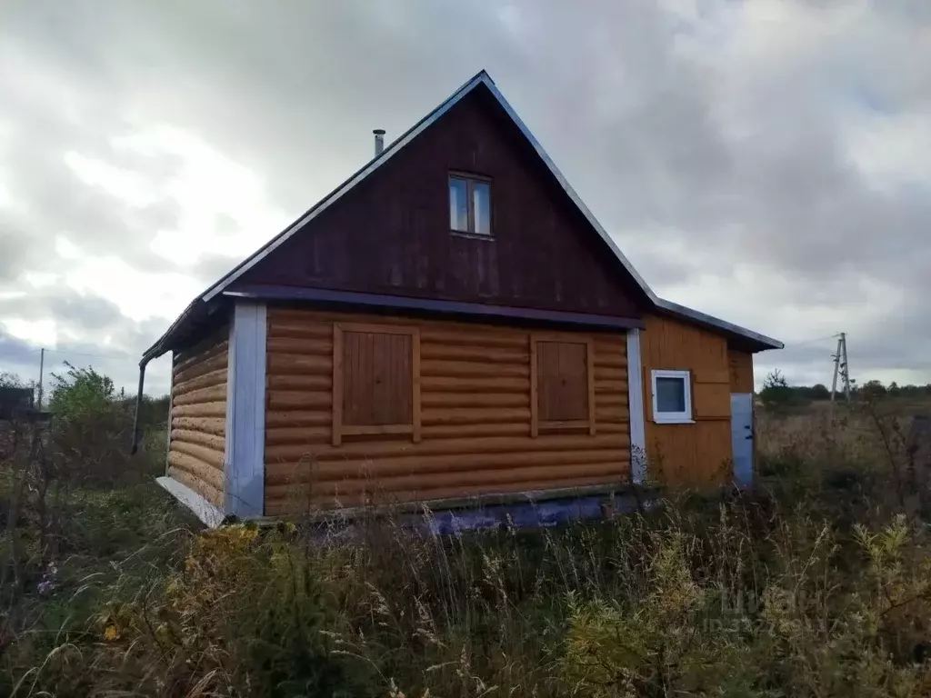 Дом в Псковская область, Печорский муниципальный округ, д. Малы  (60 ... - Фото 1