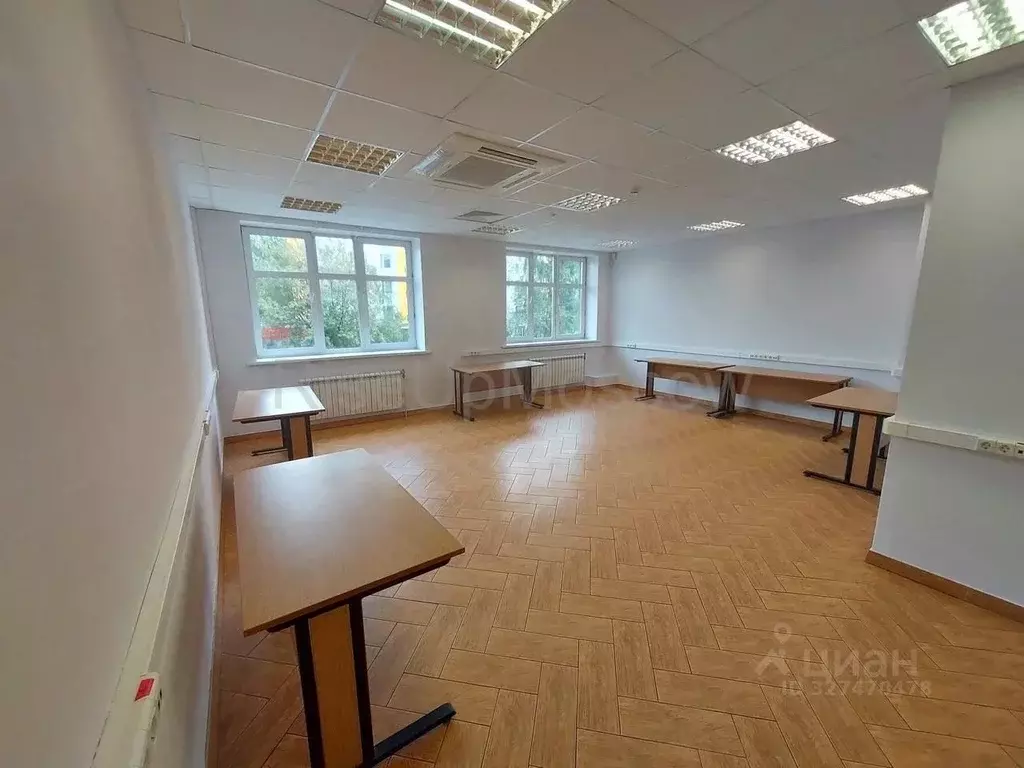 Помещение свободного назначения в Москва ул. Чечулина, 11К1 (188 м) - Фото 1