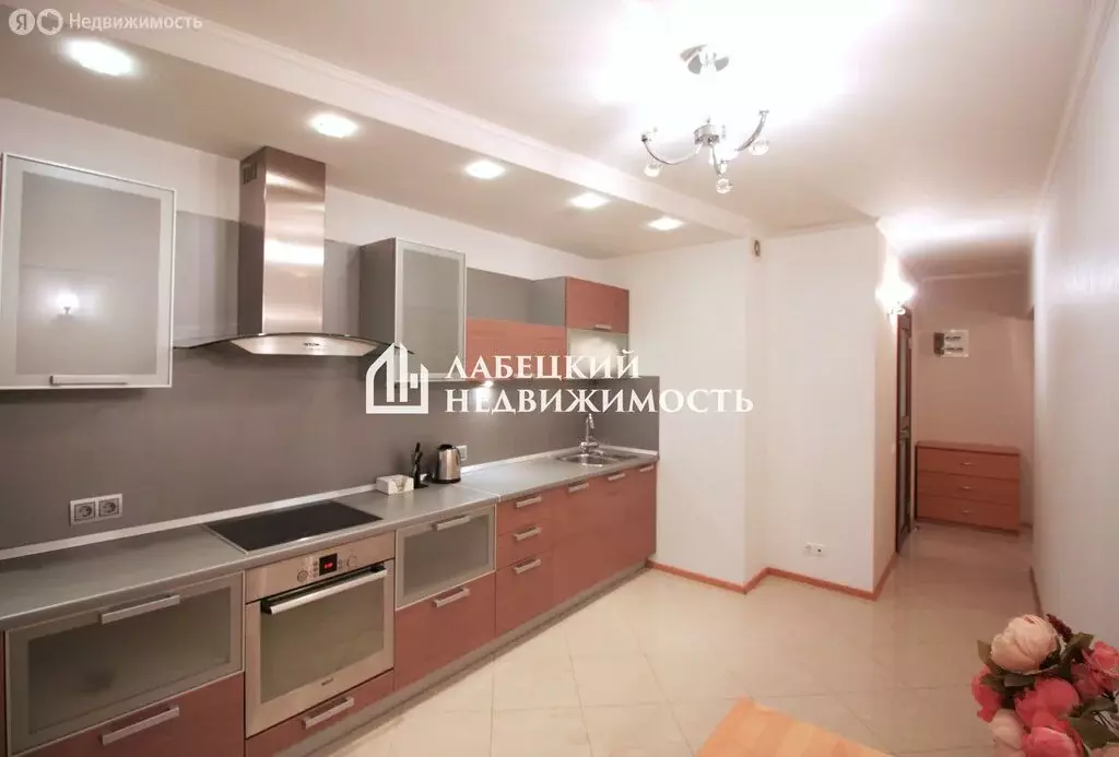 2-комнатная квартира: Москва, улица Грина, 18к1 (70 м) - Фото 0
