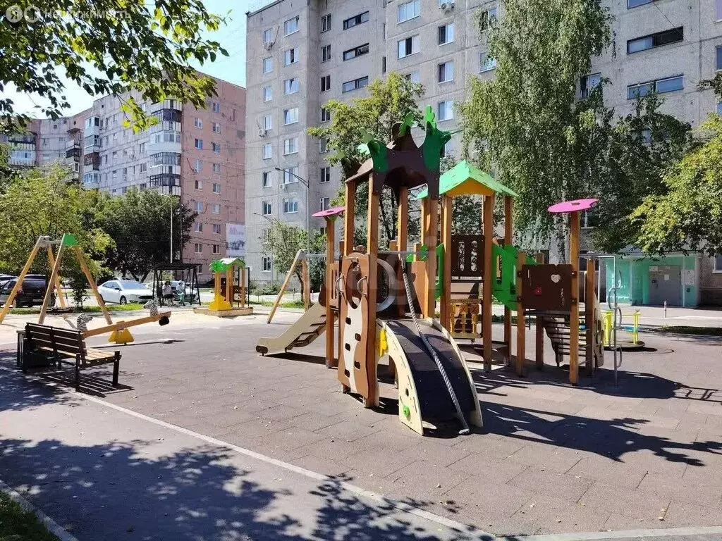 2-комнатная квартира: Тюмень, улица Николая Чаплина, 123 (48.4 м) - Фото 1