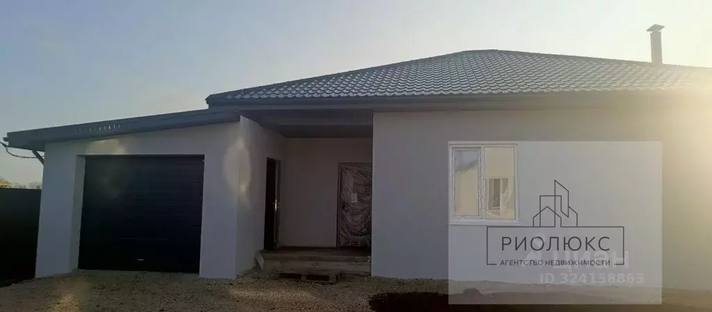 Дом в Челябинская область, Магнитогорск ул. Омская, 11 (97 м) - Фото 0