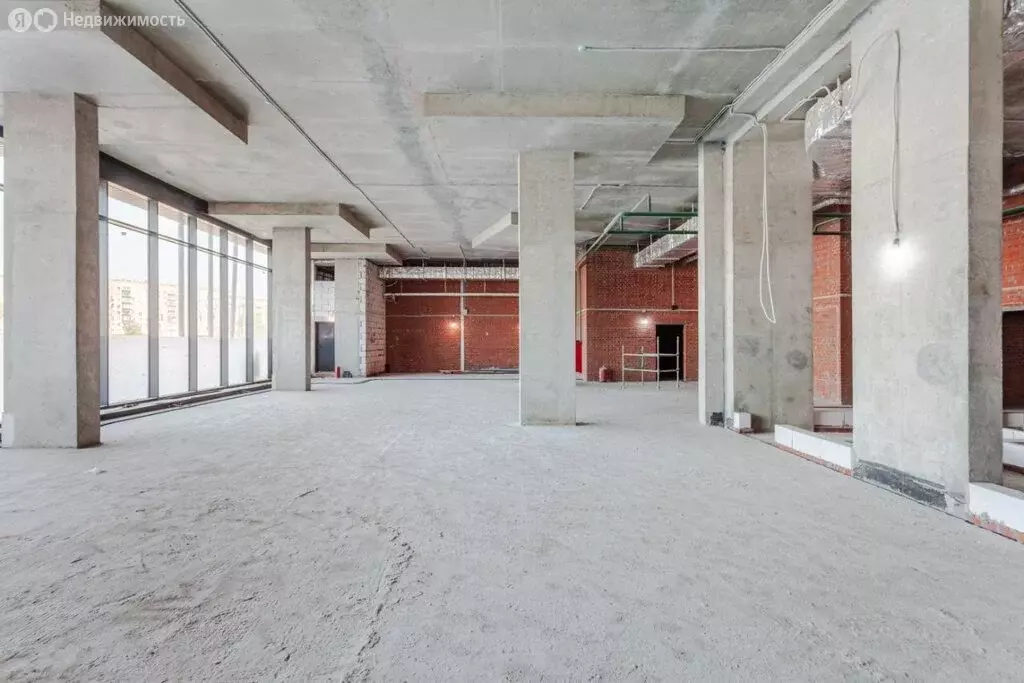 Торговая площадь (439 м) - Фото 2