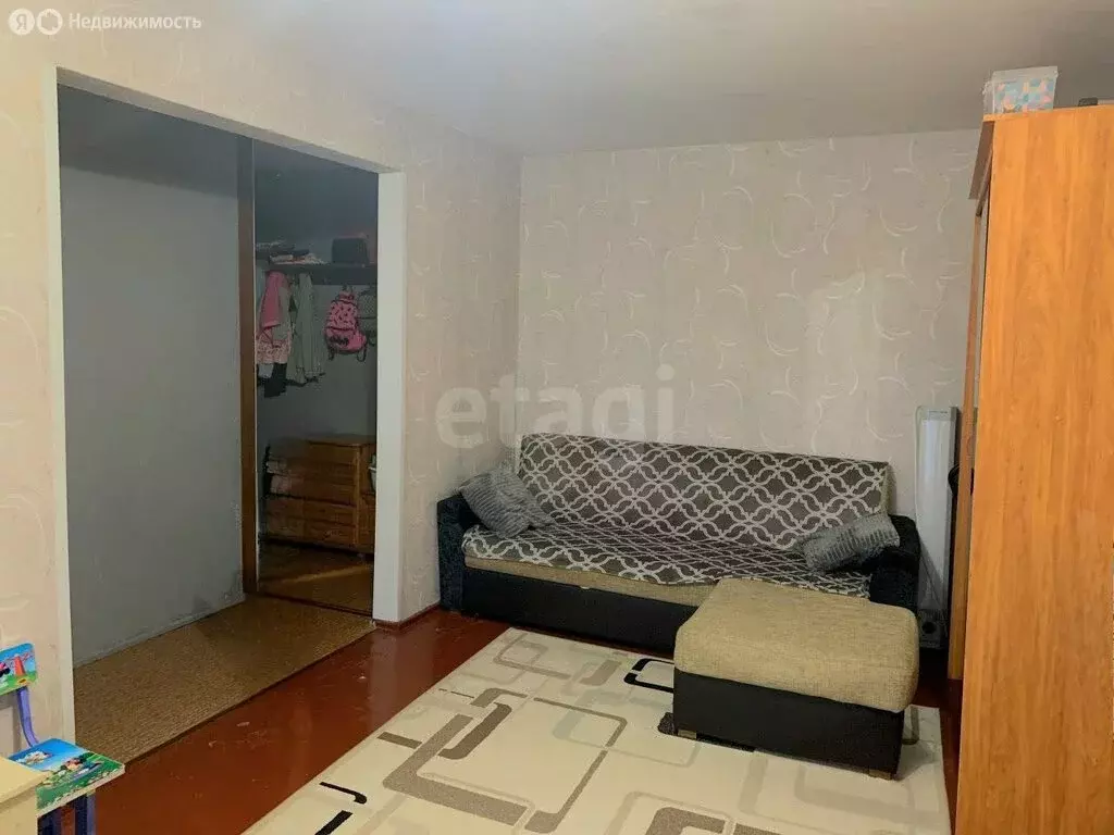 2-комнатная квартира: Остров, улица Островских Молодогвардейцев, 2 ... - Фото 2