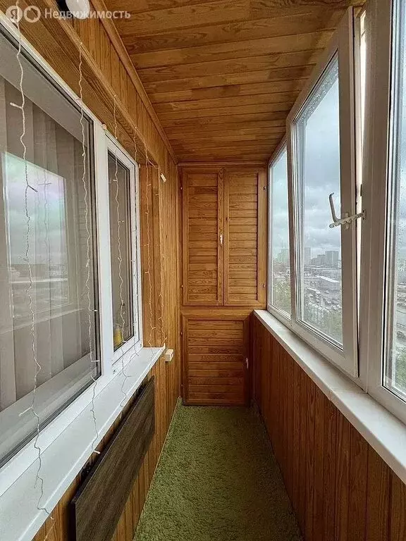 2-комнатная квартира: Тюмень, улица Федюнинского, 11 (50.4 м) - Фото 0