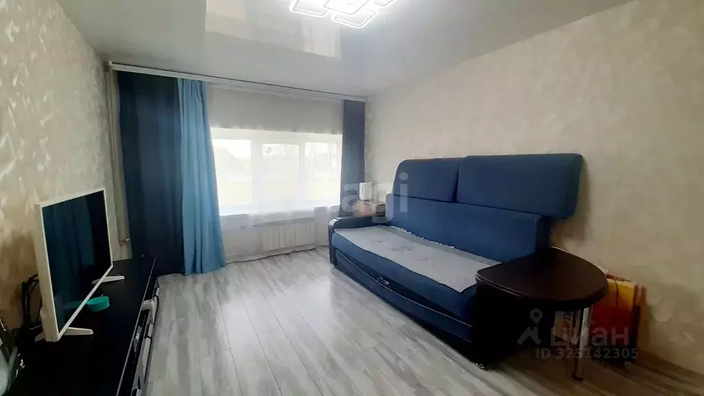 3-к кв. Ленинградская область, Кириши Ленинградская ул., 9а (64.4 м) - Фото 1