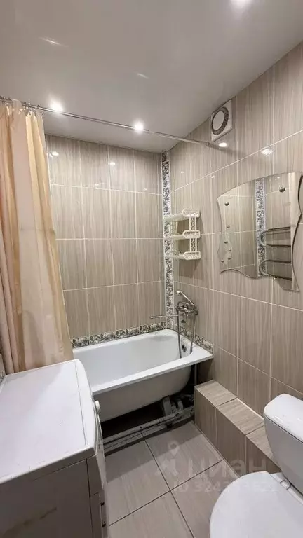 3-к кв. Астраханская область, Астрахань ул. 28-й Армии, 14к1 (58.9 м) - Фото 1