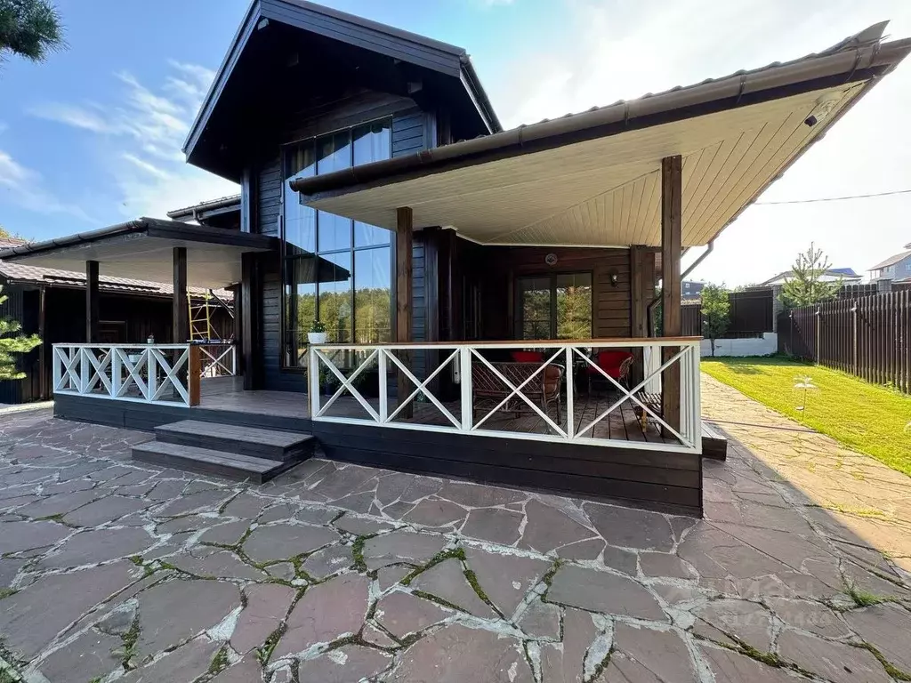 Дом в Иркутская область, Иркутский муниципальный округ, д. Новолисиха ... - Фото 1