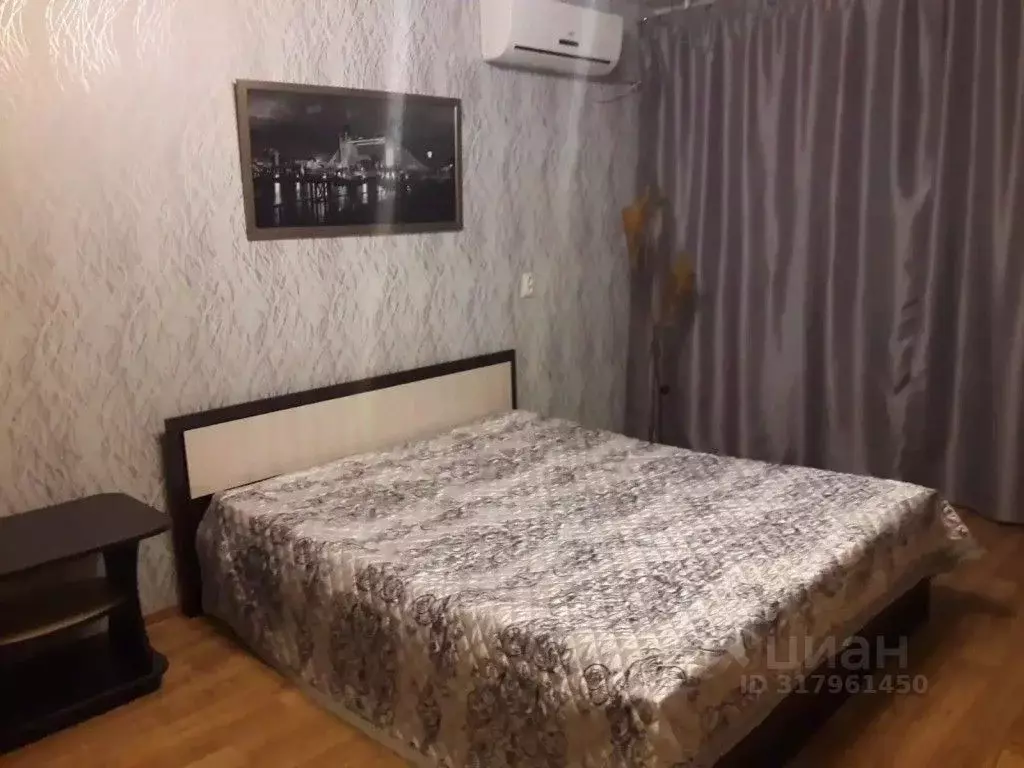 1-к кв. Волгоградская область, Волгоград ул. Маршала Еременко, 84 ... - Фото 0