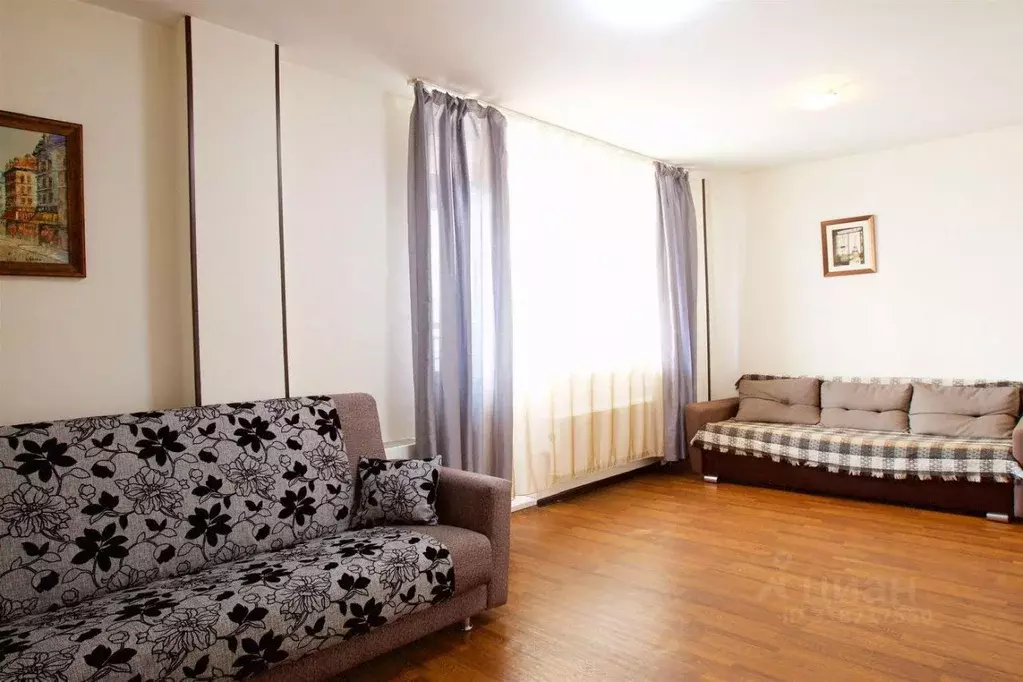 2-к кв. Красноярский край, Красноярск ул. Авиаторов, 38 (54.0 м) - Фото 1