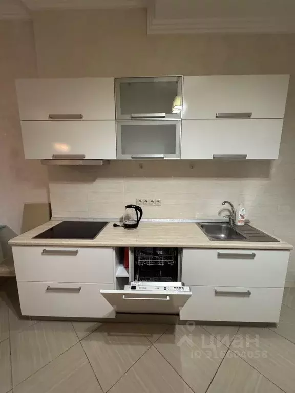 2-к кв. Краснодарский край, Сочи Курортный просп., 105б (110.0 м) - Фото 1