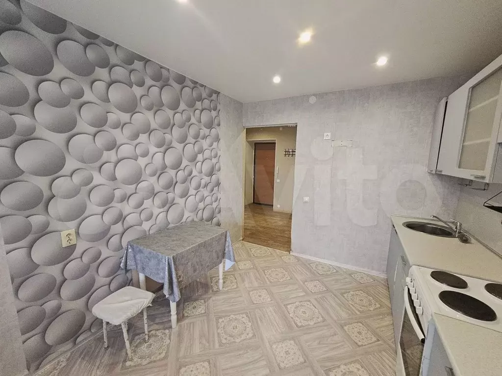 1-к. квартира, 40 м, 2/10 эт. - Фото 1