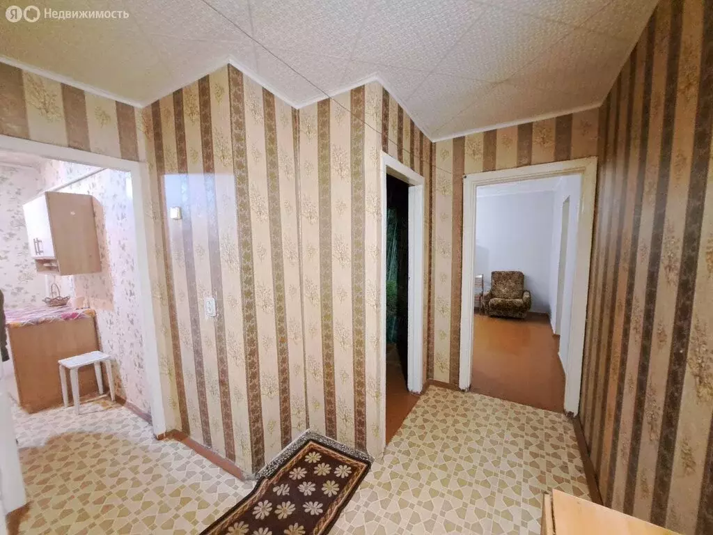 3-комнатная квартира: Кумертау, Окружная улица, 15 (57.3 м) - Фото 2