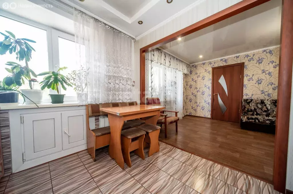 2-комнатная квартира: Бийск, Красноармейская улица, 79 (42.1 м) - Фото 0