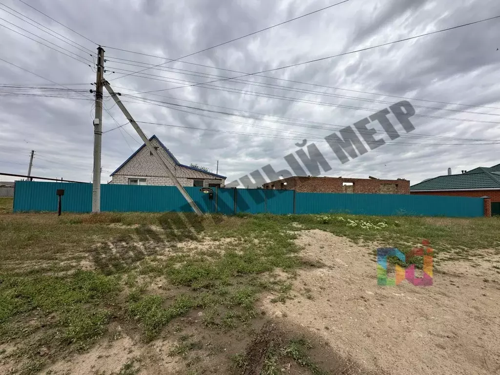 Дом в Калмыкия, Целинный район, с. Троицкое ул. Горького, 8 (48 м) - Фото 0