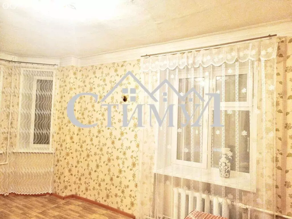 3-комнатная квартира: Сорск, улица Пушкина, 6 (63.3 м) - Фото 1