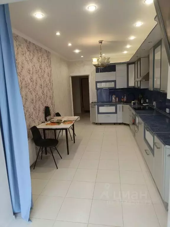 1-к кв. Оренбургская область, Оренбург ул. Ильи Глазунова, 3 (43.0 м) - Фото 2