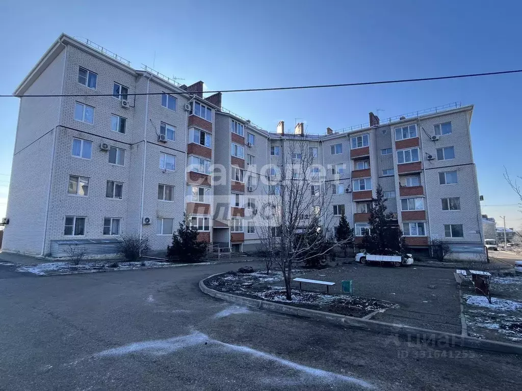 2-к кв. Калмыкия, Элиста Калачинская ул., 22Вк1 (61.1 м) - Фото 1