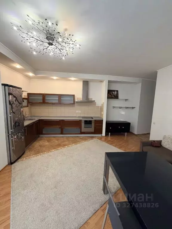 3-к кв. Москва ул. Толбухина, 11К2 (88.4 м) - Фото 1