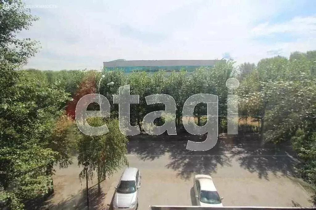 2-комнатная квартира: Тюмень, улица Пермякова, 10 (40 м) - Фото 2