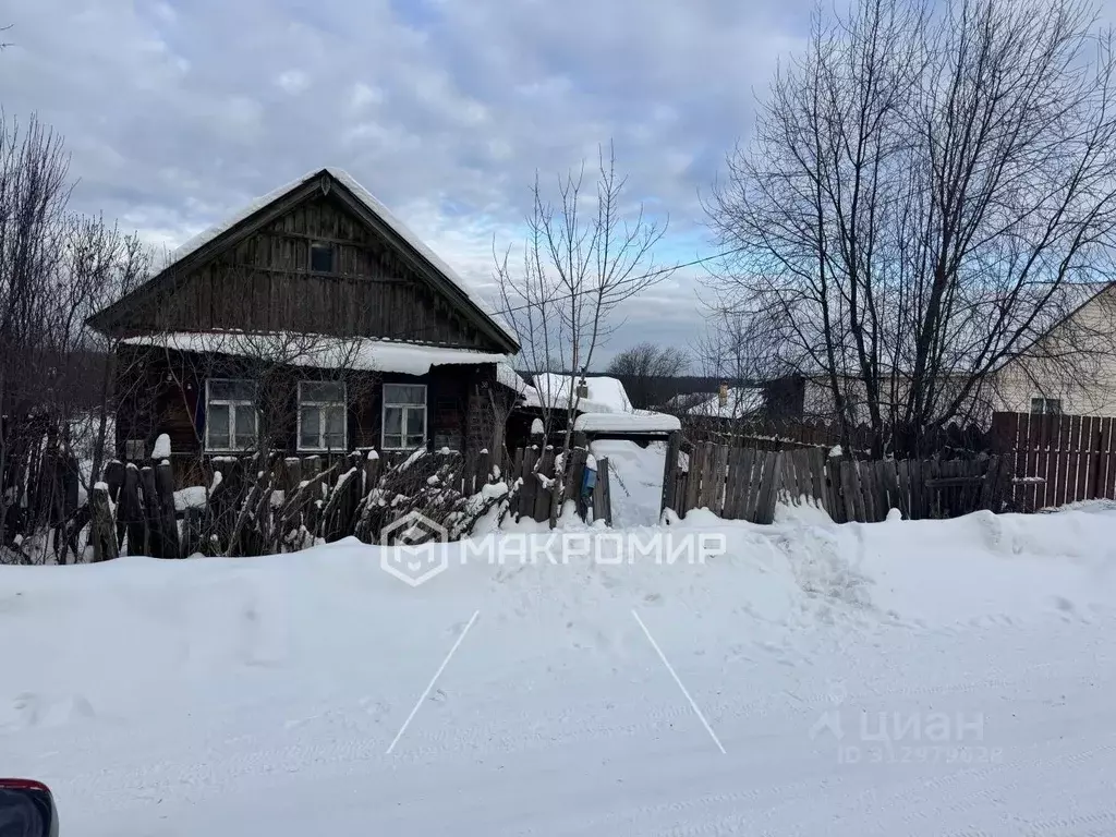 Дом в Пермский край, пос. Кукуштан ул. Ульяновская, 38 (30 м) - Фото 1