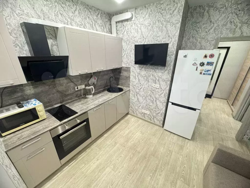 1-к. квартира, 35 м, 2/8 эт. - Фото 0