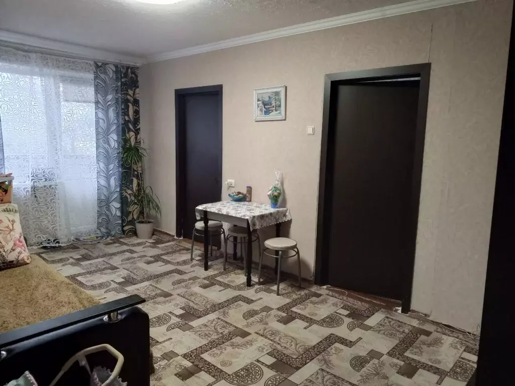 Продаётся 4-к квартира, 66 м - Фото 0