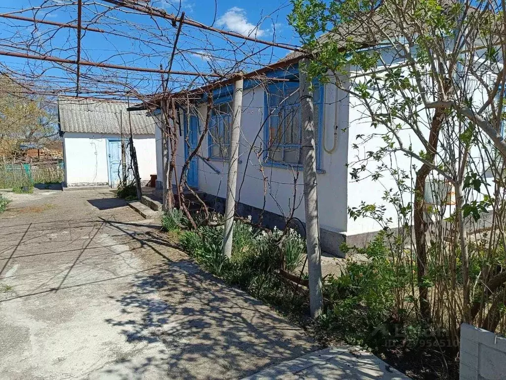 Дом в Крым, Нижнегорский пгт ул. Фонтанная, 52 (61 м) - Фото 1