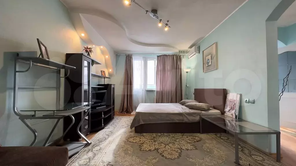 1-к. квартира, 40 м, 3/17 эт. - Фото 1