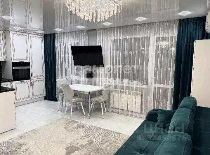 2-к кв. Тюменская область, Тюмень ул. Газовиков, 17 (47.1 м) - Фото 1