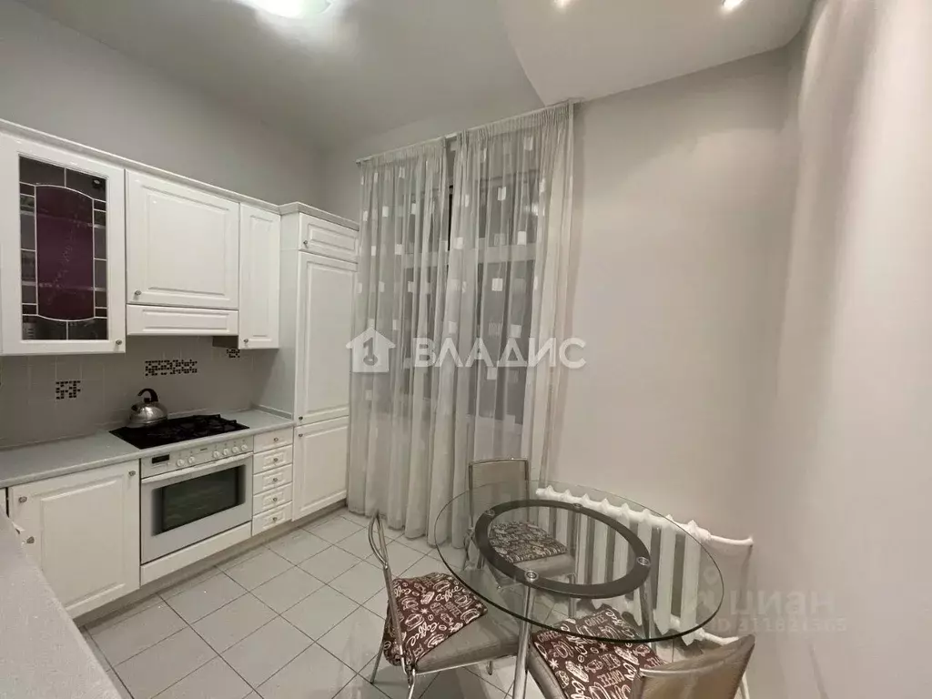 3-к кв. Москва Кутузовский просп., 22 (74.0 м) - Фото 1