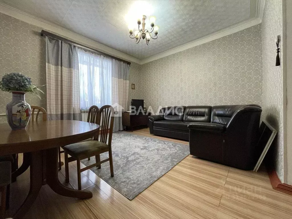 3-к кв. Бурятия, Улан-Удэ ул. Гагарина, 44 (76.5 м) - Фото 1