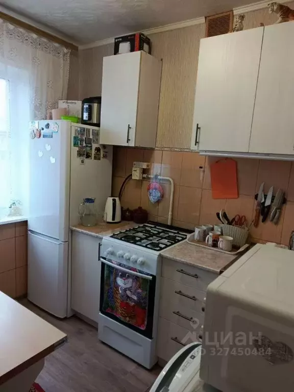 2-к кв. Омская область, Омск Городок Нефтяников мкр, ул. 22 Апреля, 4А ... - Фото 1