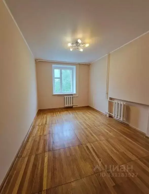 3-к кв. Брянская область, Брянск ул. Грибоедова, 17 (67.5 м) - Фото 2