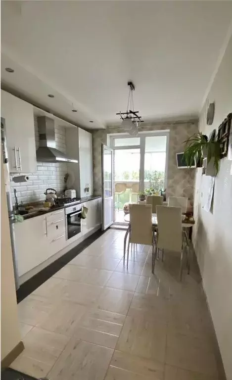 2-к. квартира, 58 м, 8/9 эт. - Фото 0
