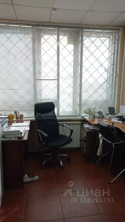 Офис в Красноярский край, Красноярск ул. Парижской Коммуны, 33 (16 м) - Фото 2