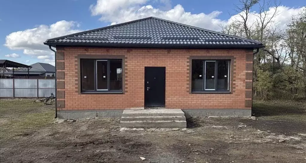 Дом в Краснодарский край, Новосельское с/пос, пос. Глубокий  (85 м) - Фото 1