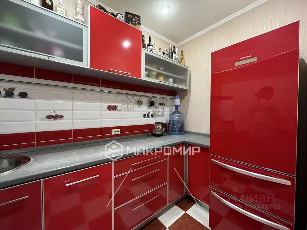 3-к кв. Брянская область, Брянск ул. Крахмалева, 39 (85.0 м) - Фото 1